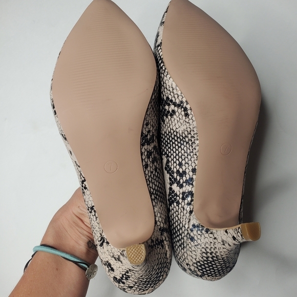 Riverberry Heel Pumps Snakeskin New - Picture 6 of 6